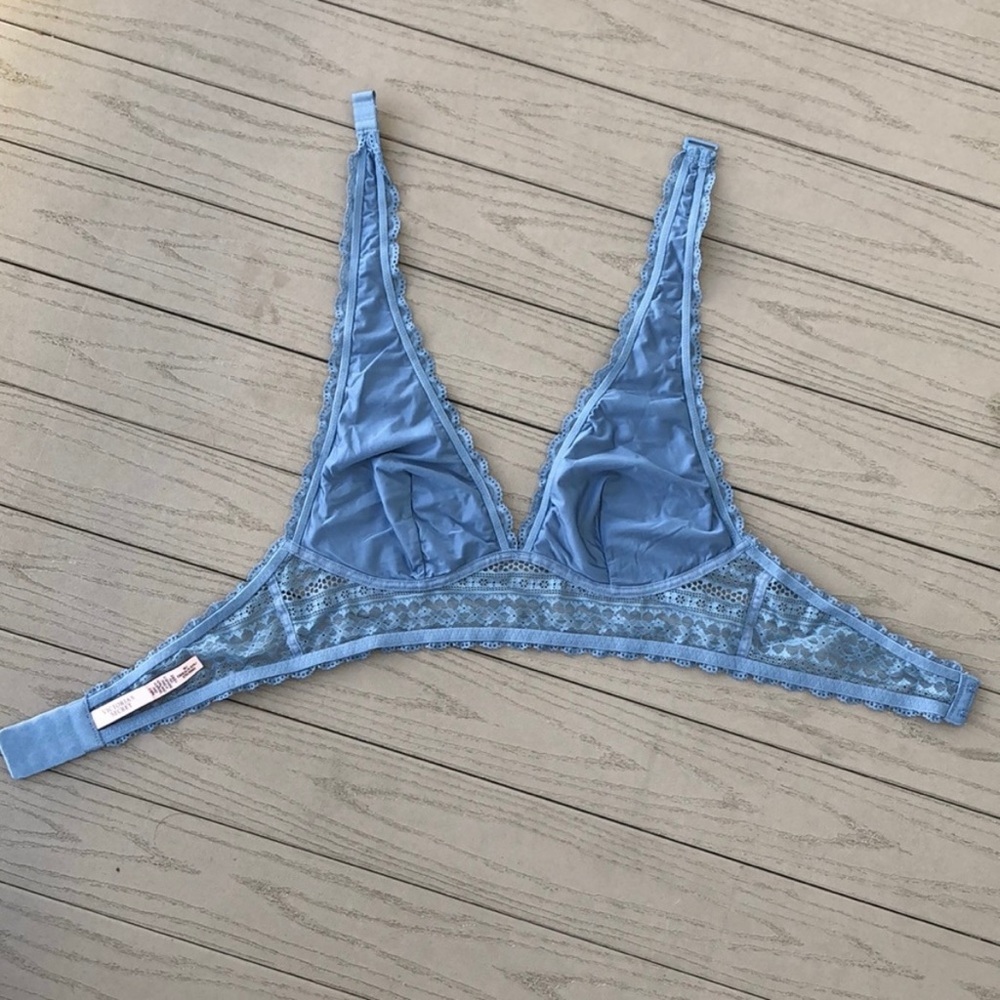 Victoria’s Secret Dusty Blue Lace Halter Neck Bralette M - Picture 6 of 7